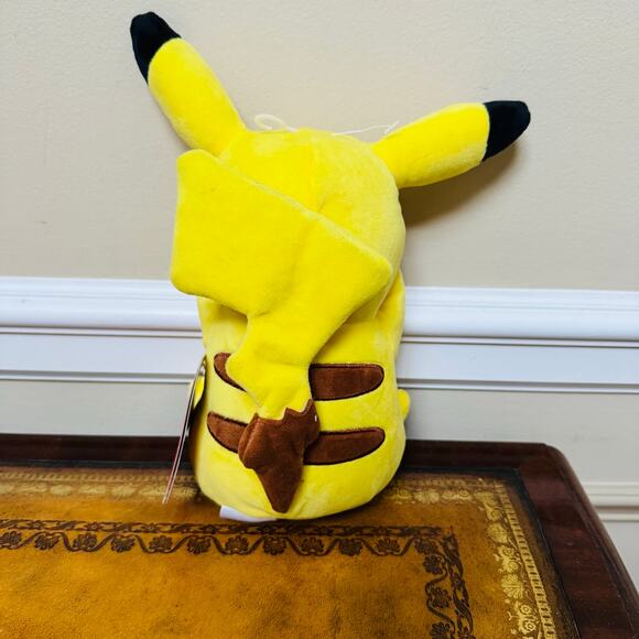 Pokemon Sitting Pikachu Poke Plush Plushie 8 inch Stuffed Toy NEW - Picture 4 of 10